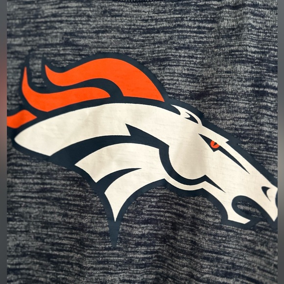 NFL Denver Broncos Women’s Long Sleeve Shirt Size M - Picture 3 of 6